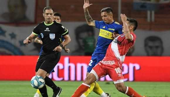 Otra felicitación de Riquelme, ahora a puertas cerradas