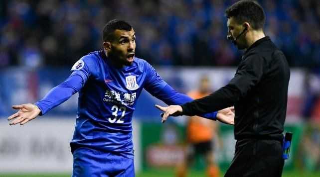 Otro dolor de cabeza para Tevez
