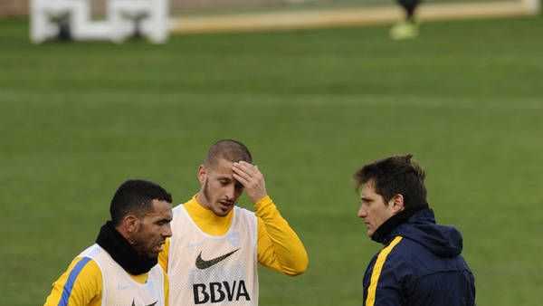 Para Guillermo, la sanción a Tevez 