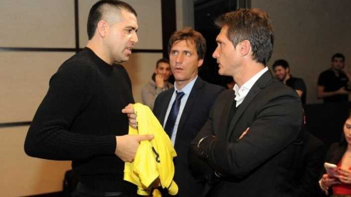 ¿Para qué llamó Guillermo Barros Schelotto a Riquelme?