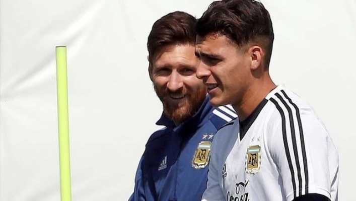 Pavón negó conversaciones con Messi y seguirá en Boca