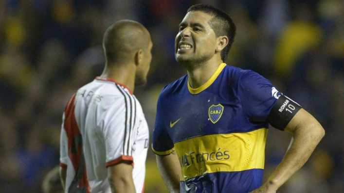 ¡Pecho frío!: El saludo viral de Riquelme a los hinchas de River