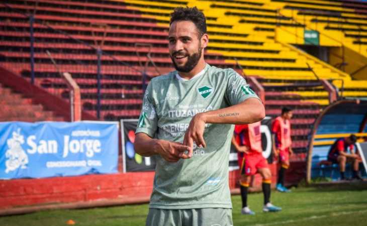 Pelea en el ascenso: el hermano de un jugador de Boca que juega como delantero