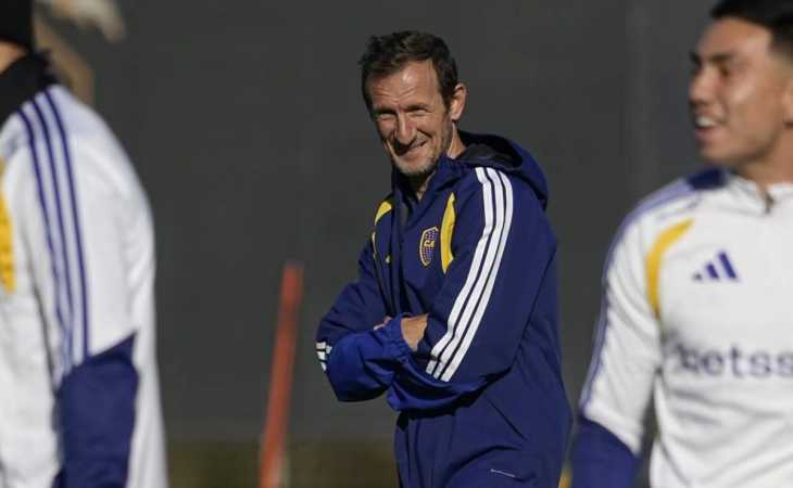 Planteo ofensivo: el equipo que probó Arruabarrena para Boca vs. Sarmiento