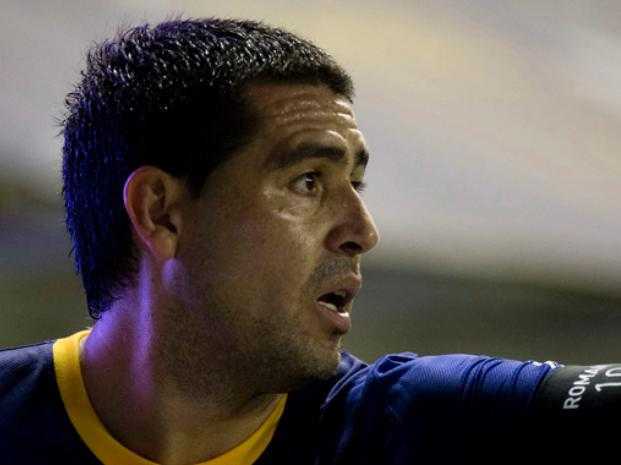 Riquelme podría jugar ante River en México