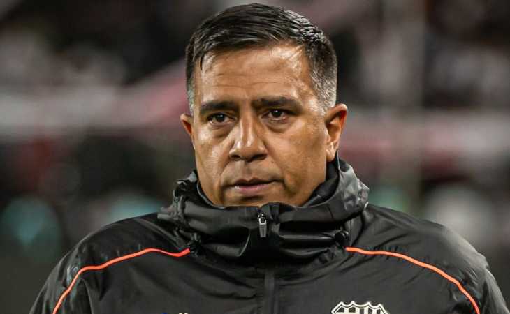 Polémica con el DT de Barcelona de Ecuador antes del partido ante Boca: “No puedo permitir esto”