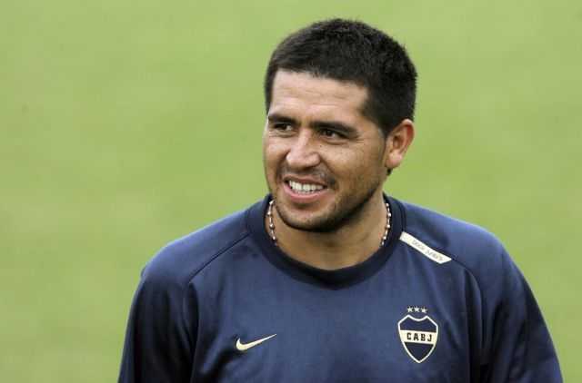 Presentan proyecto para nombrar a Riquelme Personalidad Destacada