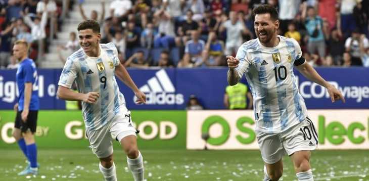 Primer repóker de Messi con Argentina