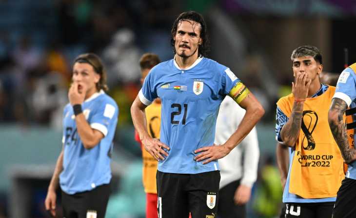 Que se joda: los hinchas de Boca se burlaron de Cavani tras la eliminación de Uruguay