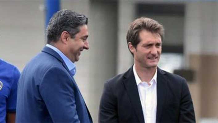 Quién es el futbolista que está cerca de ser el primer refuerzo de Boca
