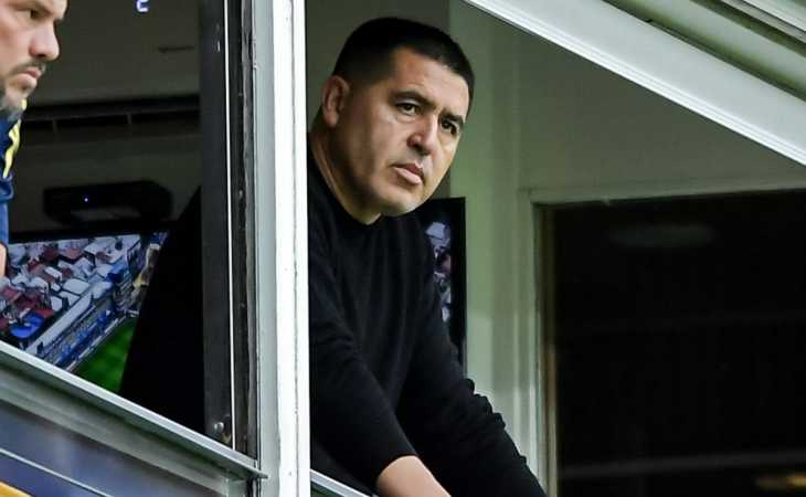 Riquelme bajó al vestuario luego de la eliminación de Boca: habló con jugadores y cuerpo técnico