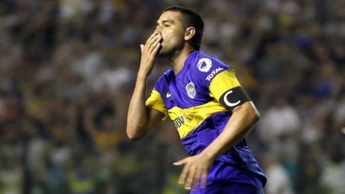 Riquelme cumple 40 años y en las redes se celebra