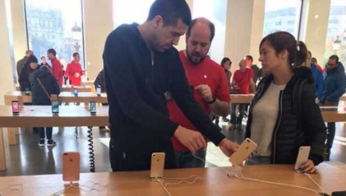 Riquelme, de compras en Barcelona
