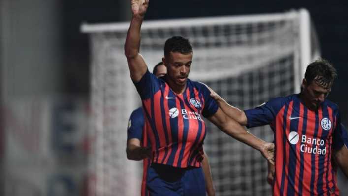 Riquelme insiste con Di Santo y San Lorenzo tomó una tajante decisión