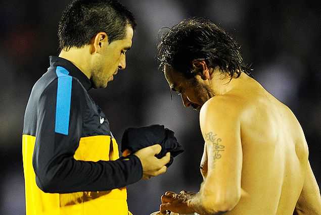 Riquelme jugará en el Parque Central