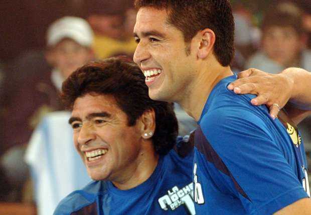 Riquelme: No me interesa Maradona, cambio de canal