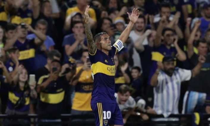 Riquelme quiere ir tras un sudamericano que queda libre