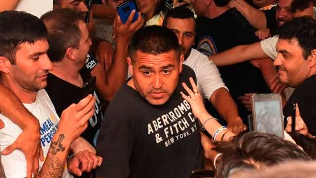 Riquelme quiere renovación total