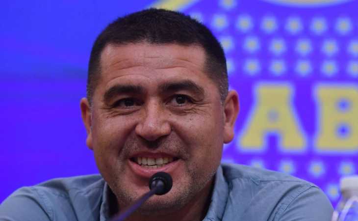 Riquelme quiso en varios mercados a Lucas Robertone y ahora busca equipo