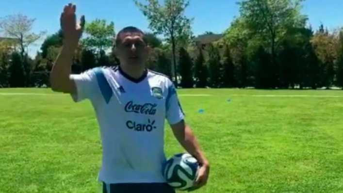 Riquelme se entrena con todo para su partido homenaje