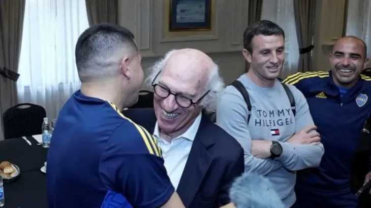 Riquelme se reunirá con Bianchi: los motivos del encuentro entre los ídolos de Boca