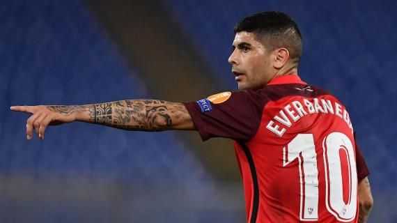 Riquelme viajaría a Europa para intentar convencer a Banega