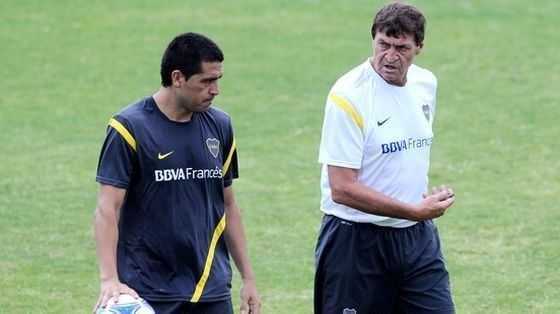 Riquelme vs. Falcioni, detalles de la pelea más feroz entre un ídolo y un DT