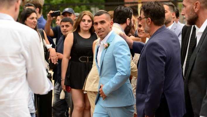 Robaron en la casa de Carlos Tevez en San Isidro mientras se casaba