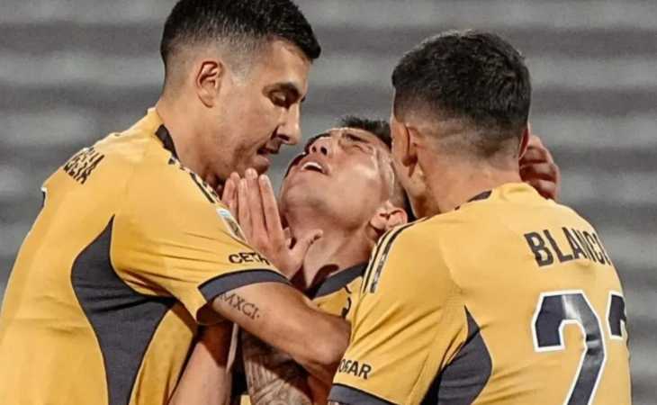 Rodrigo Battaglia habló del llanto de Alan Velasco tras su gol en Boca: “Fue un descargo para él”