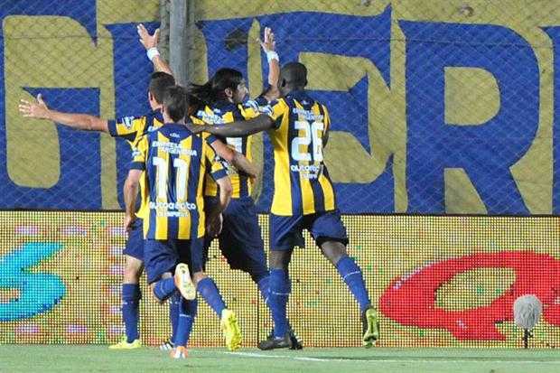 Rosario Central goleó 5-0 al Argentinos de Juan Román Riquelme y está en la final de la Copa Argentina