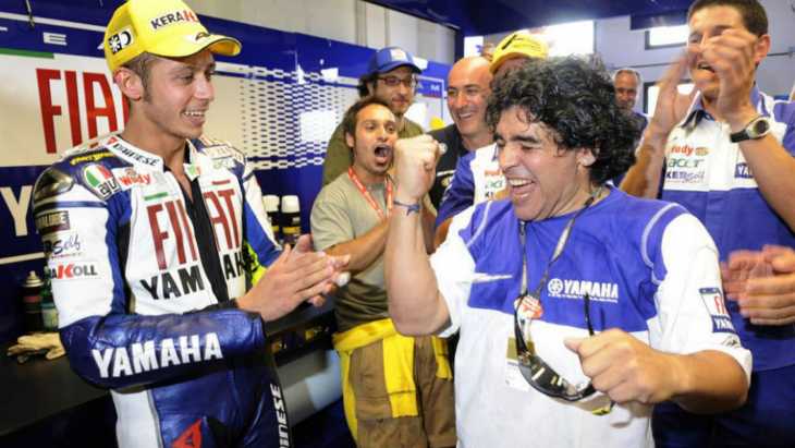 Rossi y Maradona: dos genios que unieron el motociclismo y el fútbol