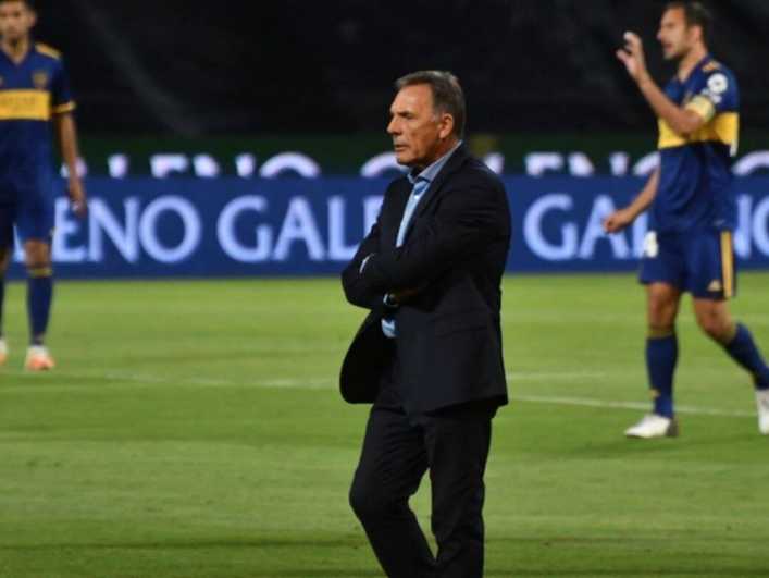 Russo piensa el equipo para la revancha con Racing