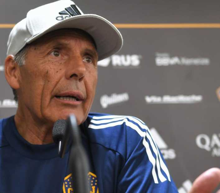 Russo preocupado: le quieren boicotear un valioso refuerzo a Boca