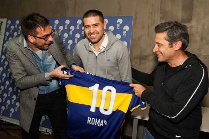 Santa María: “Haremos todo lo posible para que Riquelme tenga un futuro dentro de Boca”