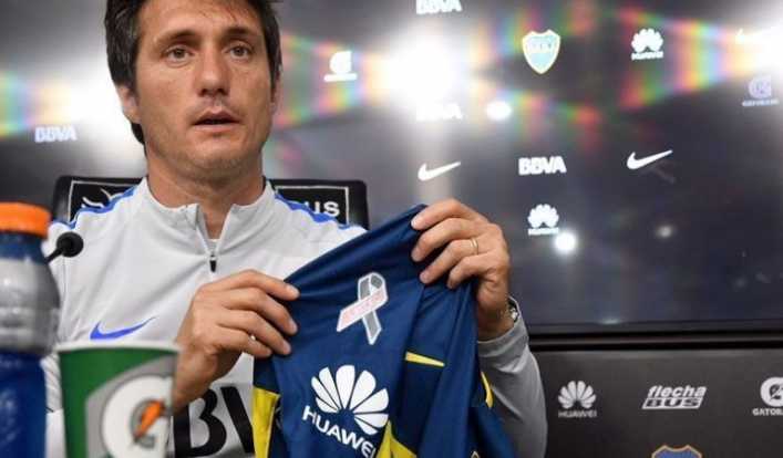 Schelotto dejó abierta la puerta para sumar a otro 9