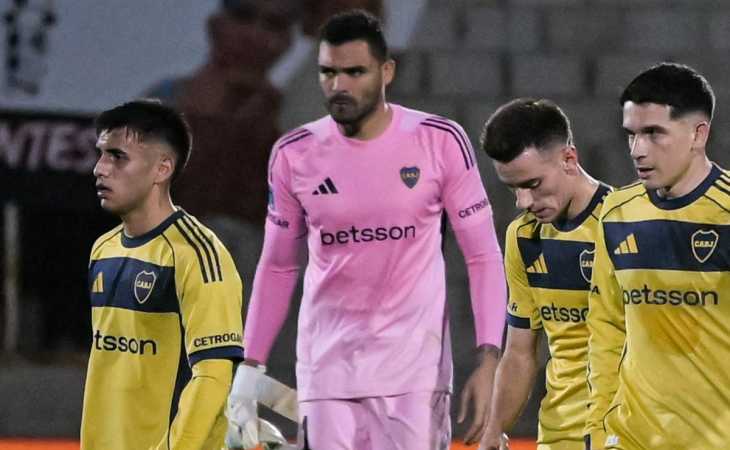 ¿Se asustó? La reacción de Montero en la salida al campo de juego de Riestra