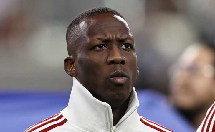 Se confirmó en qué club jugará Luis Advíncula tras su salida de Boca