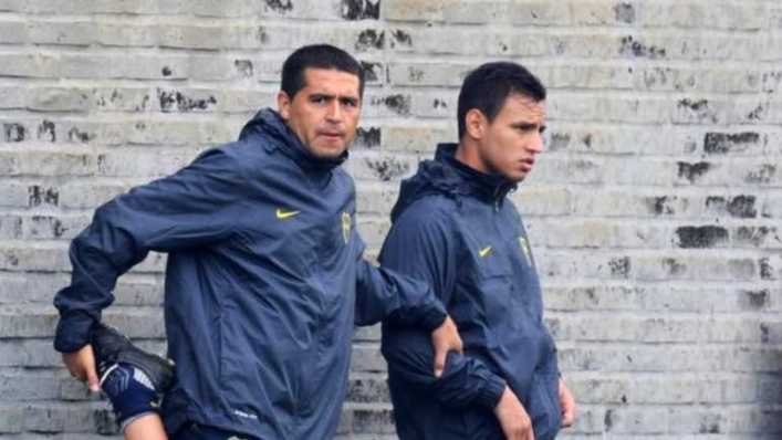 Riquelme se reunió con Bianchi y Angelici y viajará a México para jugar el Superclásico