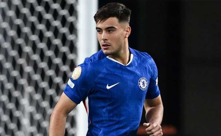 ¿Se va del Chelsea? Borussia Dortmund quiere llevarse a préstamo a Aaron Anselmino