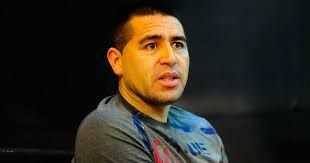 Se viene la final: Pasacalles para Riquelme en La Bombonera