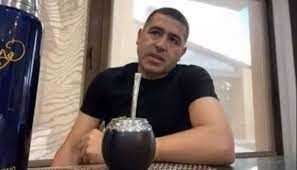 ¿Será refuerzo de Boca? Quedó libre tras su paso por el fútbol europeo y Riquelme lo llamó