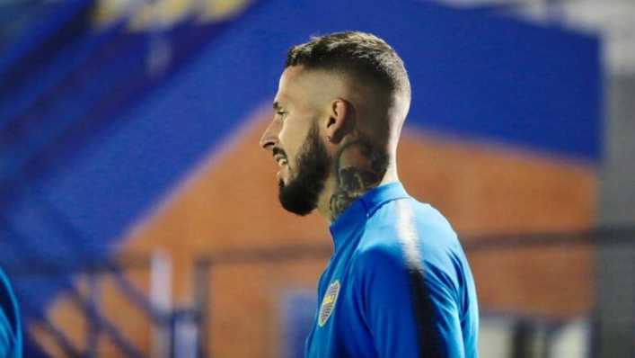 ¿Será titular Darío Benedetto ante Argentinos?