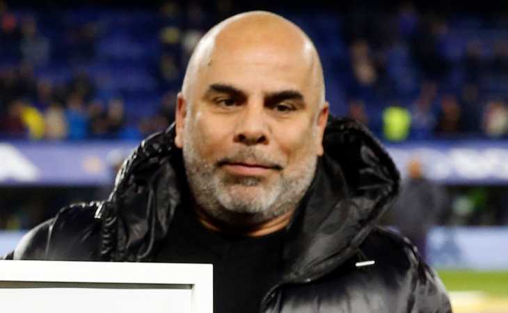 Serna salió a desmentir un rumor sobre la forma de trabajo de Riquelme en Boca: “No es como dicen”