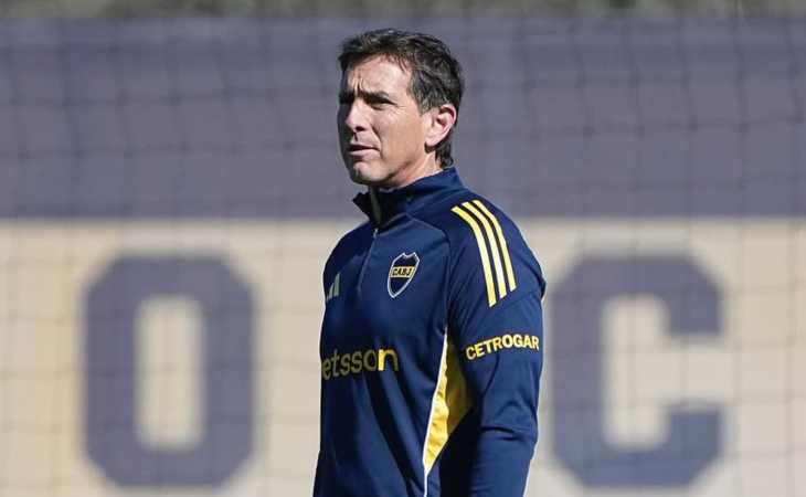 Sin Russo, Claudio Úbeda probó con una formación en la práctica de fútbol de Boca