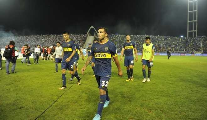 ¿Tevez debe ser titular?