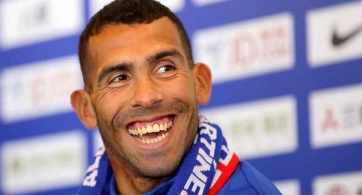 Tevez habló de su vida en Shanghái