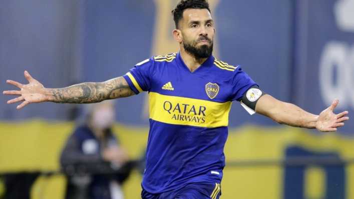 Tévez hizo callar a los dirigentes de River tras convertir el penal