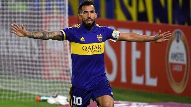 Tevez: llegada a pura sonrisa y récord a la vista