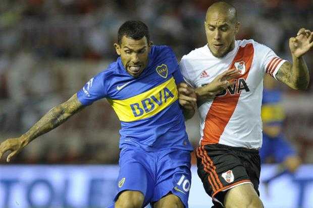 Tevez-Osvaldo, debut con decepción: una dupla que ilusiona, pero que no se conectó