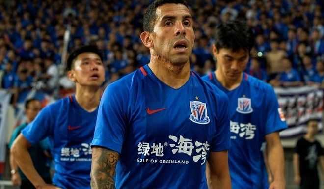 Tevez otra vez no se puede ir